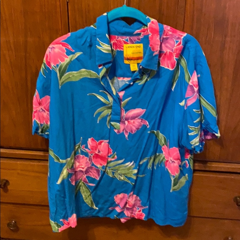 Hawaiian blouse
